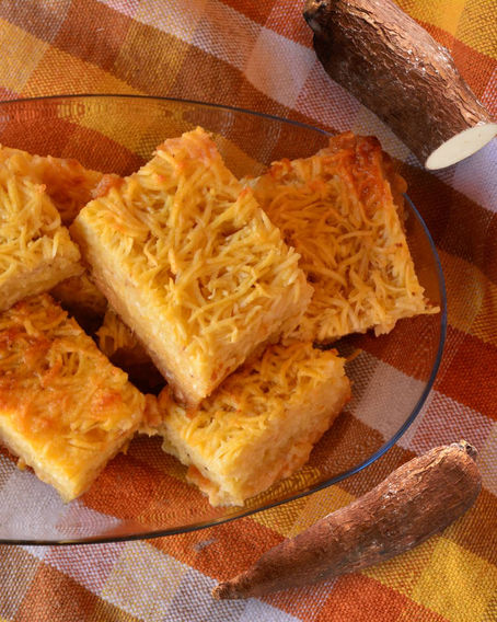 Bolo de Mandioca com Requeijão