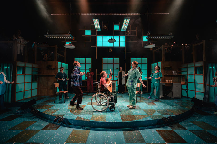 Lifeline_SouthwarkPlayhouse_CharadesTheatreCompany_ProductionShots_CharlieFlintPhotography_2026-43