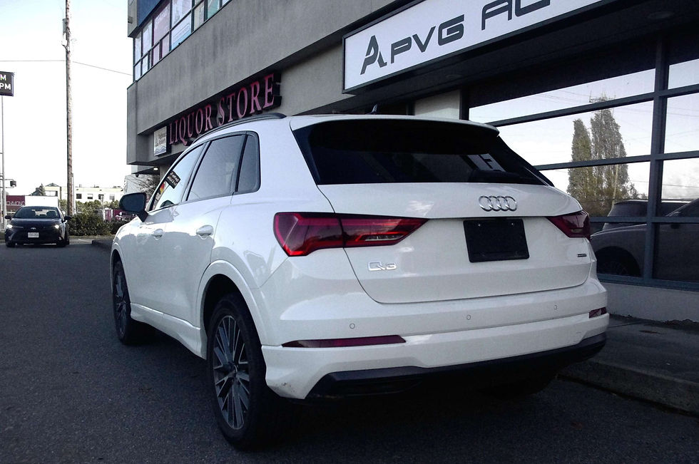 섬네일: 2022 Audi Q3 Komfort Quattro 