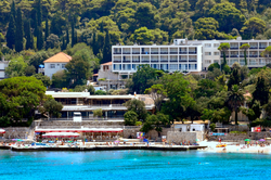 adriatic-hotel-front-beach-bar