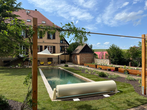 Piscine en couloir de nage située près de Strasbourg par un constructeur de piscine en Alsace, situé à Colmar et Strasbourg