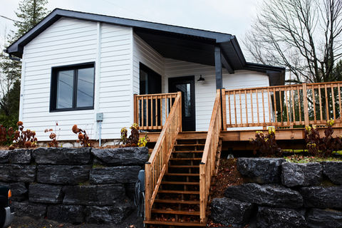 construction et rénovation maison avec balcon et escalier Lanaudière