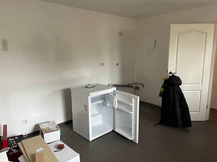 Küche nur mit Kühlschrank