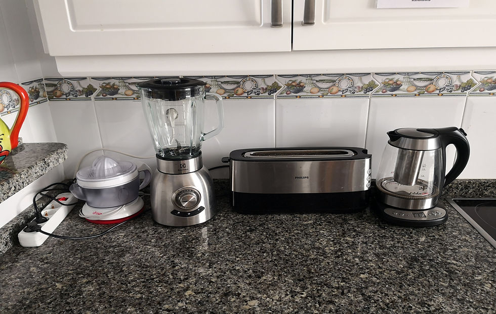 KITCHEN