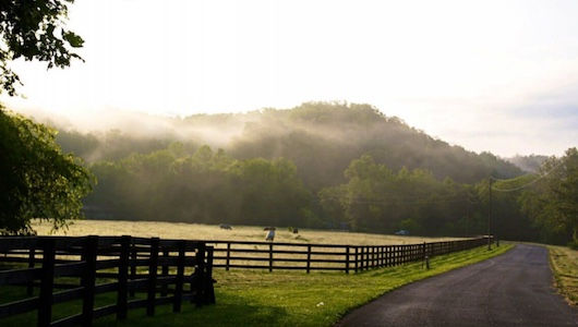 whisperwood farm creekwalk inn TN