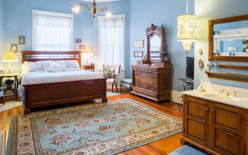 mistletoe bough B&B alabama