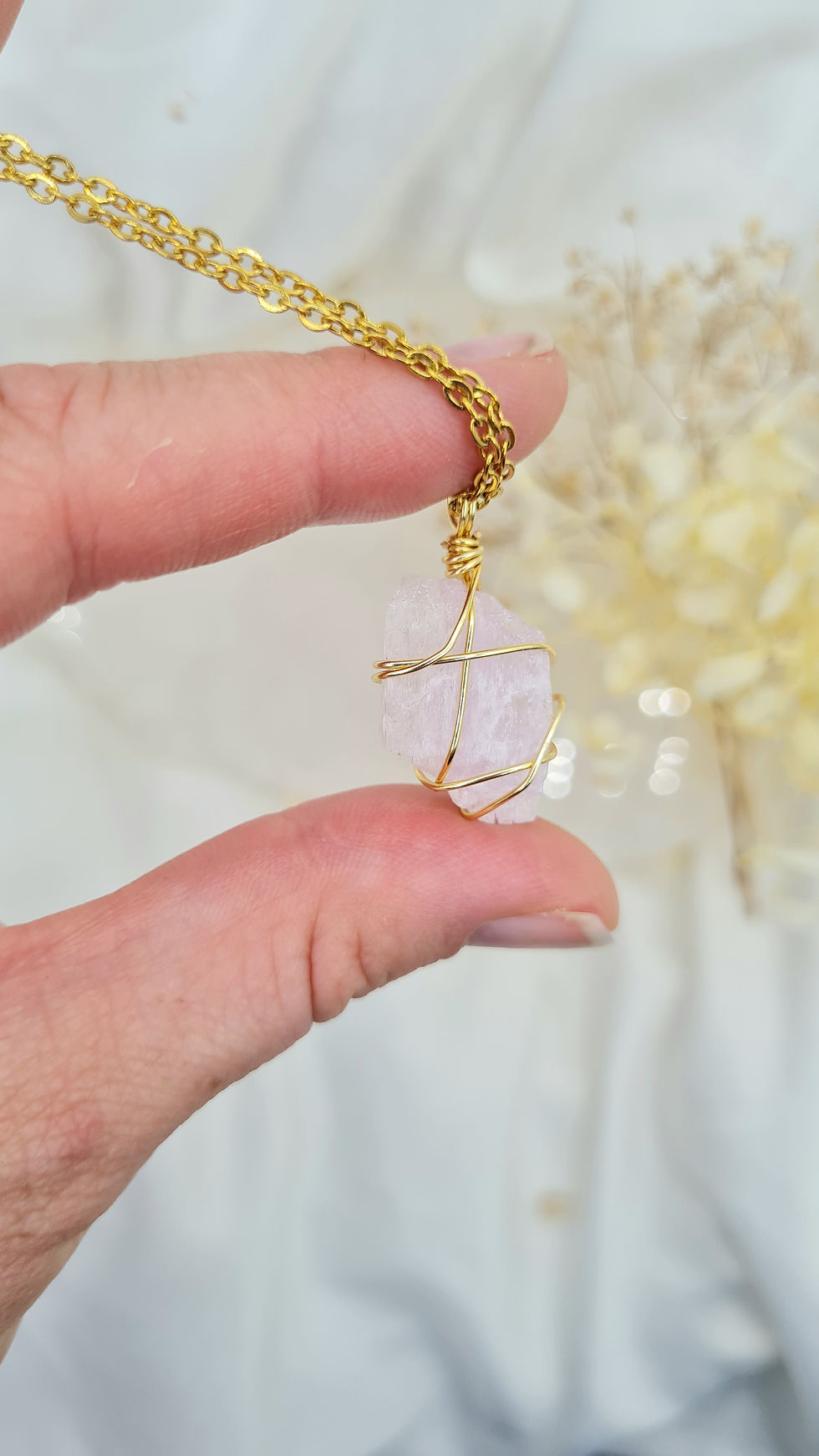 Kunzite - Gold (24"/61cm)