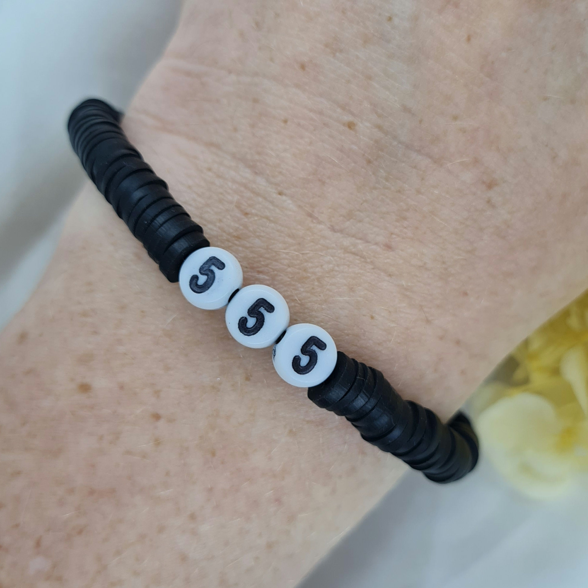 Angel Number 555 (adult size)