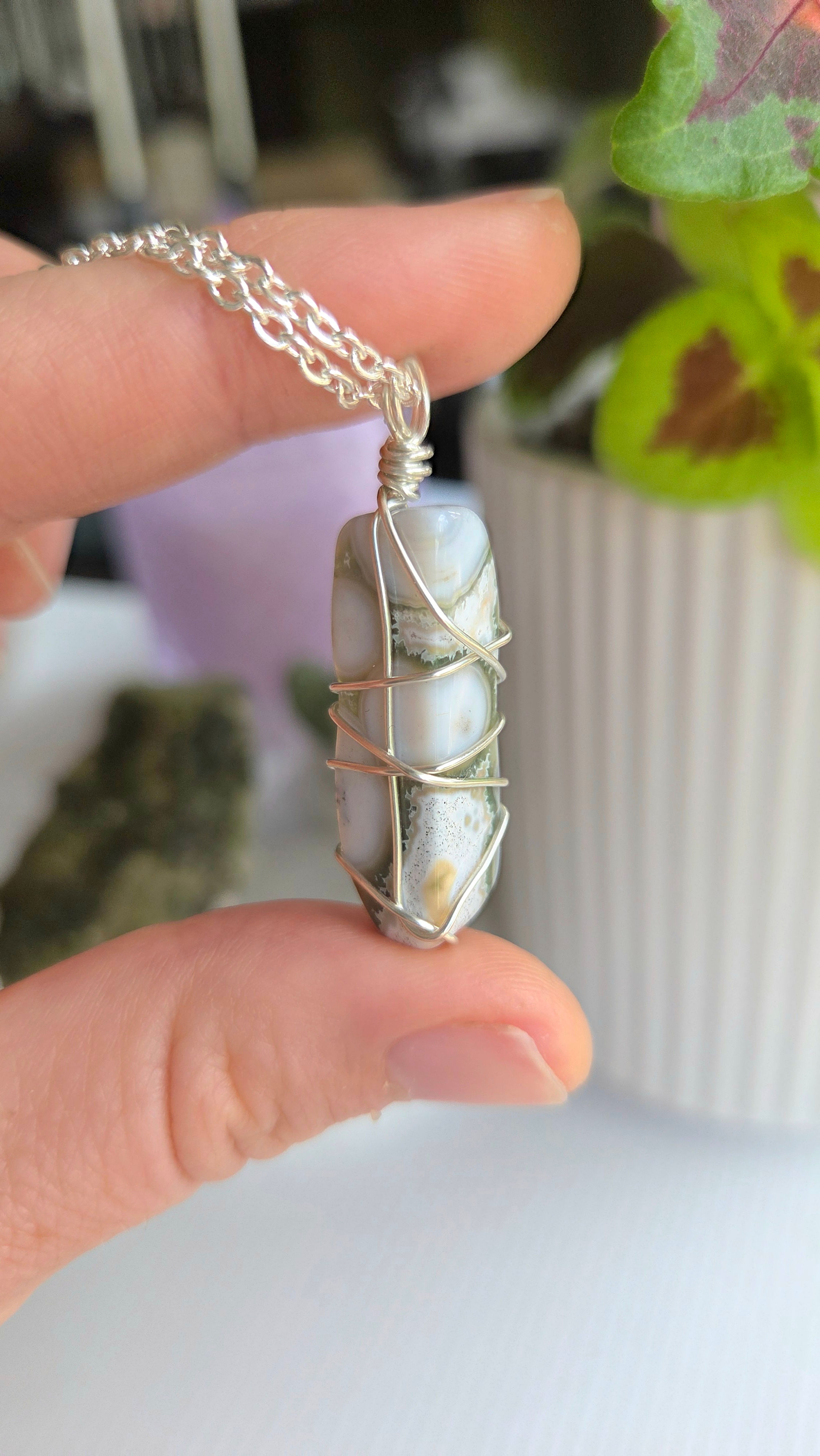 8th Vein Ocean Jasper - Silver (22"/56cm)
