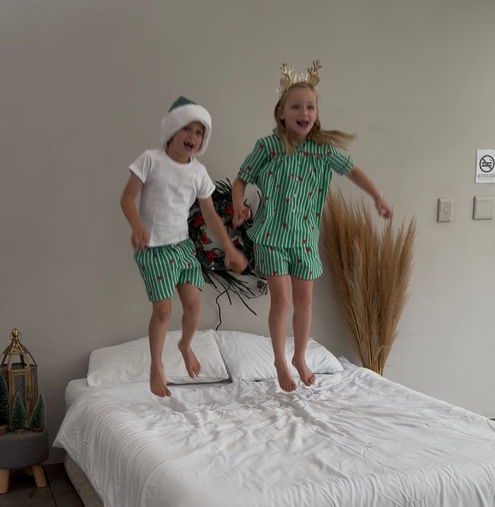 Thumbnail: Kids (boys) Green Stripe with Red Heart Sleep Shorts