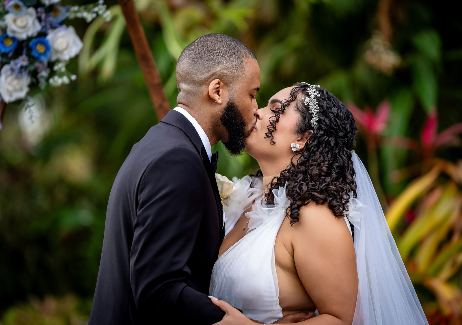Wedding story 5 photographed by Right On Target Media