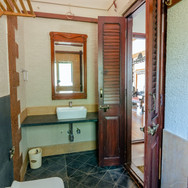 marigold-villa-bathroom.jpeg