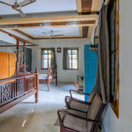 iris-cottage-bedroom.jpeg