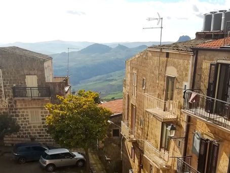 Twelve Crowded Hours Movie Free Download Hd