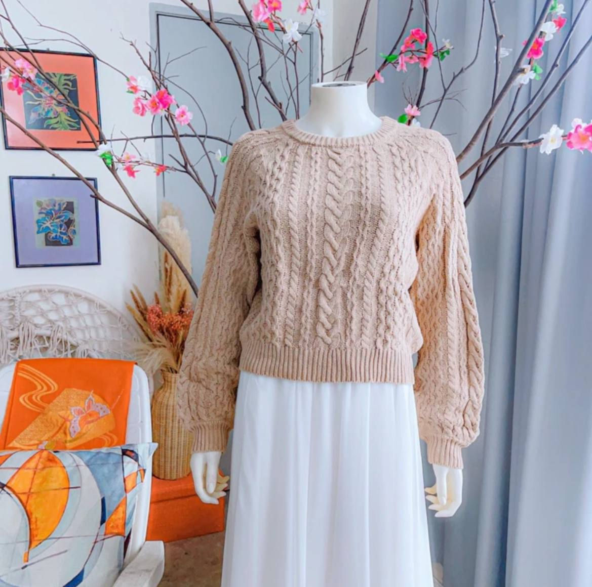 KNITWEAR PRELOVED