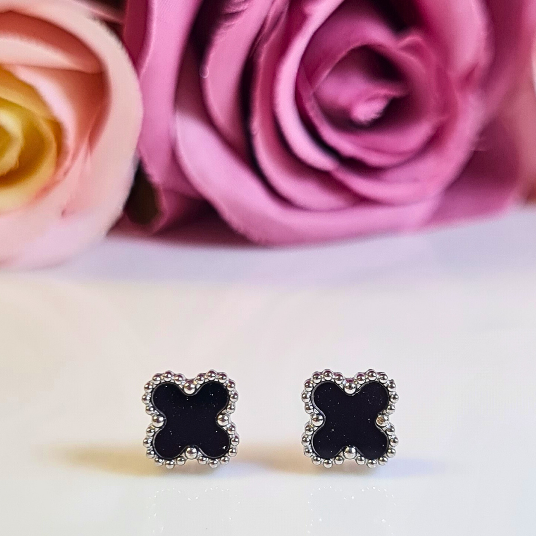 Aretes Flor Negra