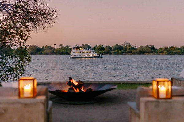 zambezi-luxury-sunset-cruise