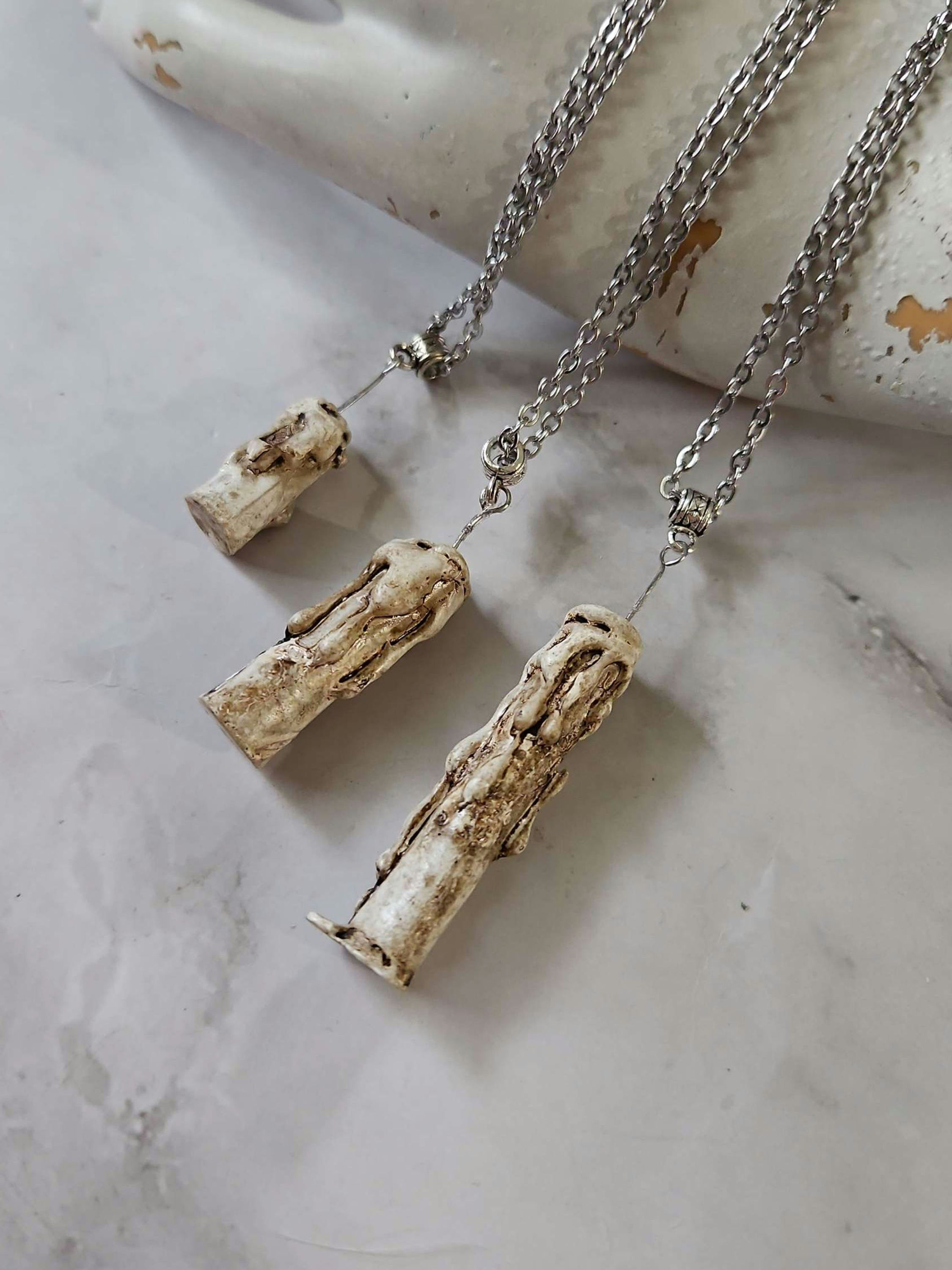 Hillary's Keep the Candles Lit, The Necklace