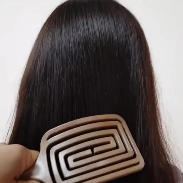 Thumbnail: Yao Moving Round Hair Brush wooden texture (For Medium Length Hair)