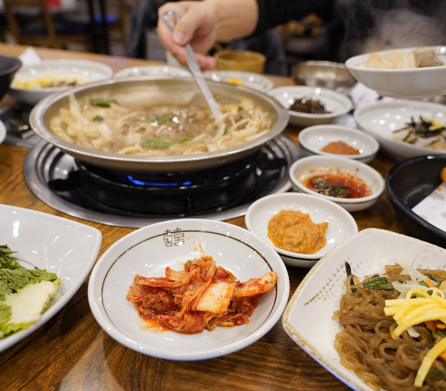 Кимчи корейская закуска экскурсия в Сеуле с гидом традиционная еда Кореи