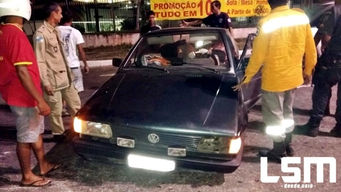 RJ-106: Veículo bate no módulo do PROEIS em Inoã.