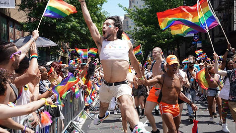 190630143347-08-nyc-pride-0630-super-tea