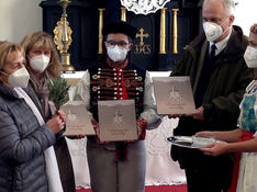 VIDEO Pri omši NAŽIVO z Ľubovnianskeho hradu boli aj potomkovia slávneho rodu