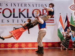 Folkloristi z Ľubovňanu vystúpili v ďalekej Indii, ocitli sa medzi 30 súbormi z 30-tich krajín