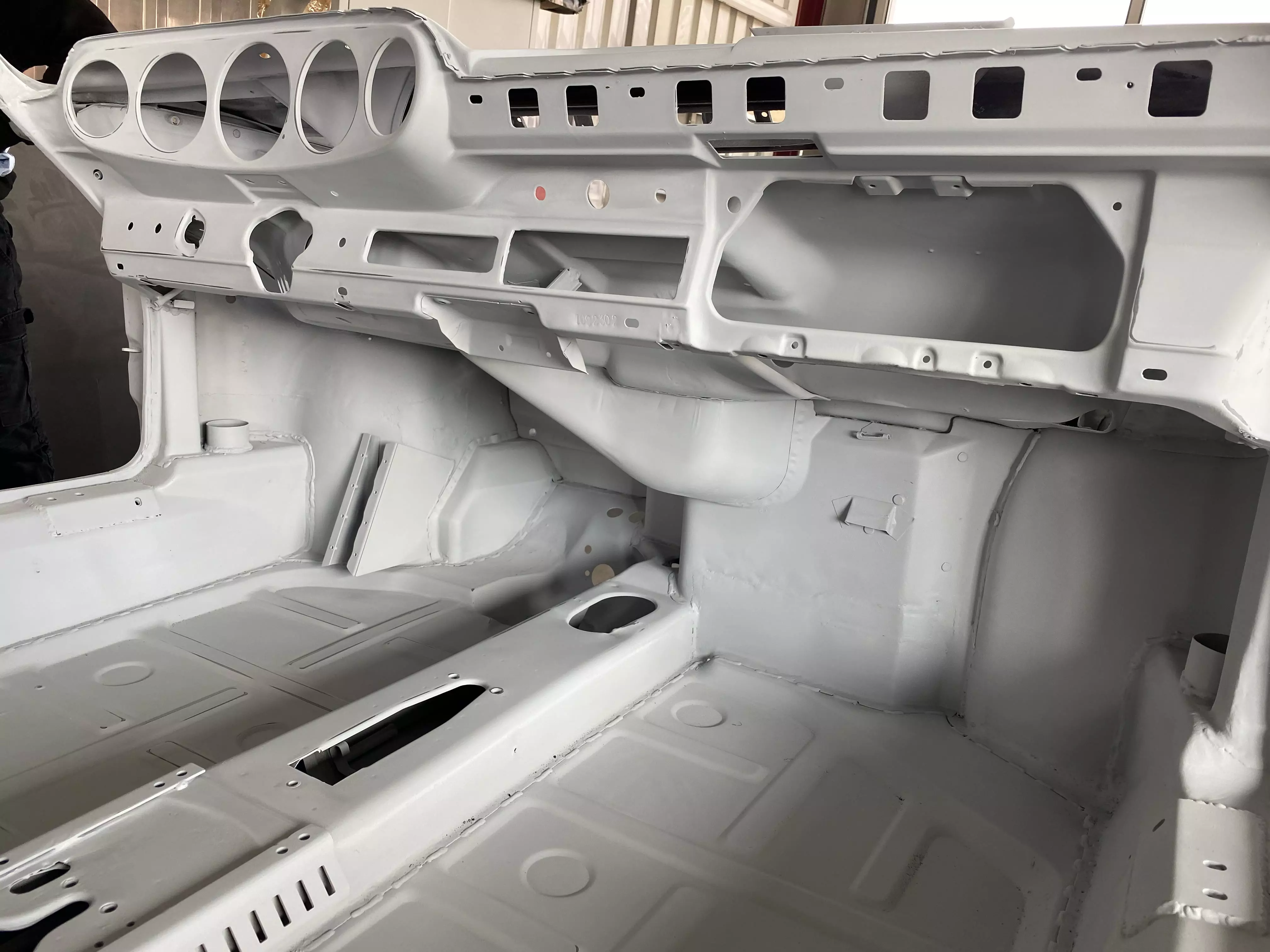 Porsche 911 ST - Lackaufbau.webp
