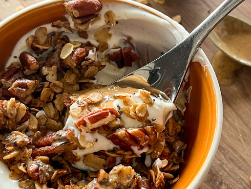 PAN-TOASTED MAPLE PECAN & OAT CRUMBLE YOGURT BOWL