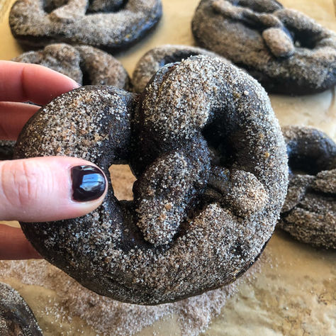 SOFT CHOCOLATE PRETZELS WITH CINNAMON-SUGAR