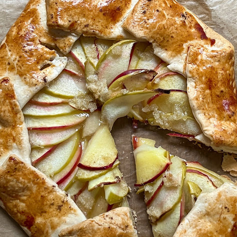 APPLE GALETTE WITH GINGER SUGAR