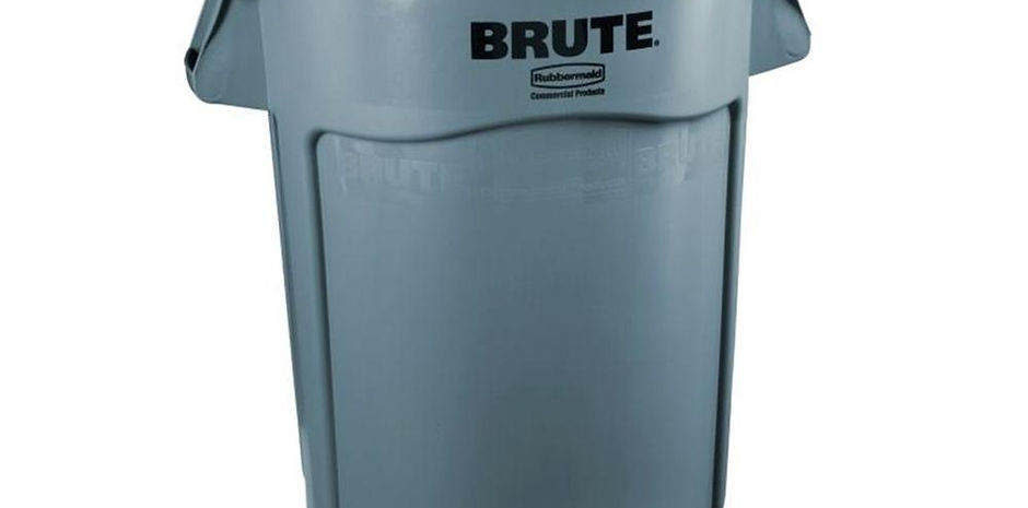 rubbermaid-commercial-products-plastic-trash-cans-2031188-64_1000.jpg