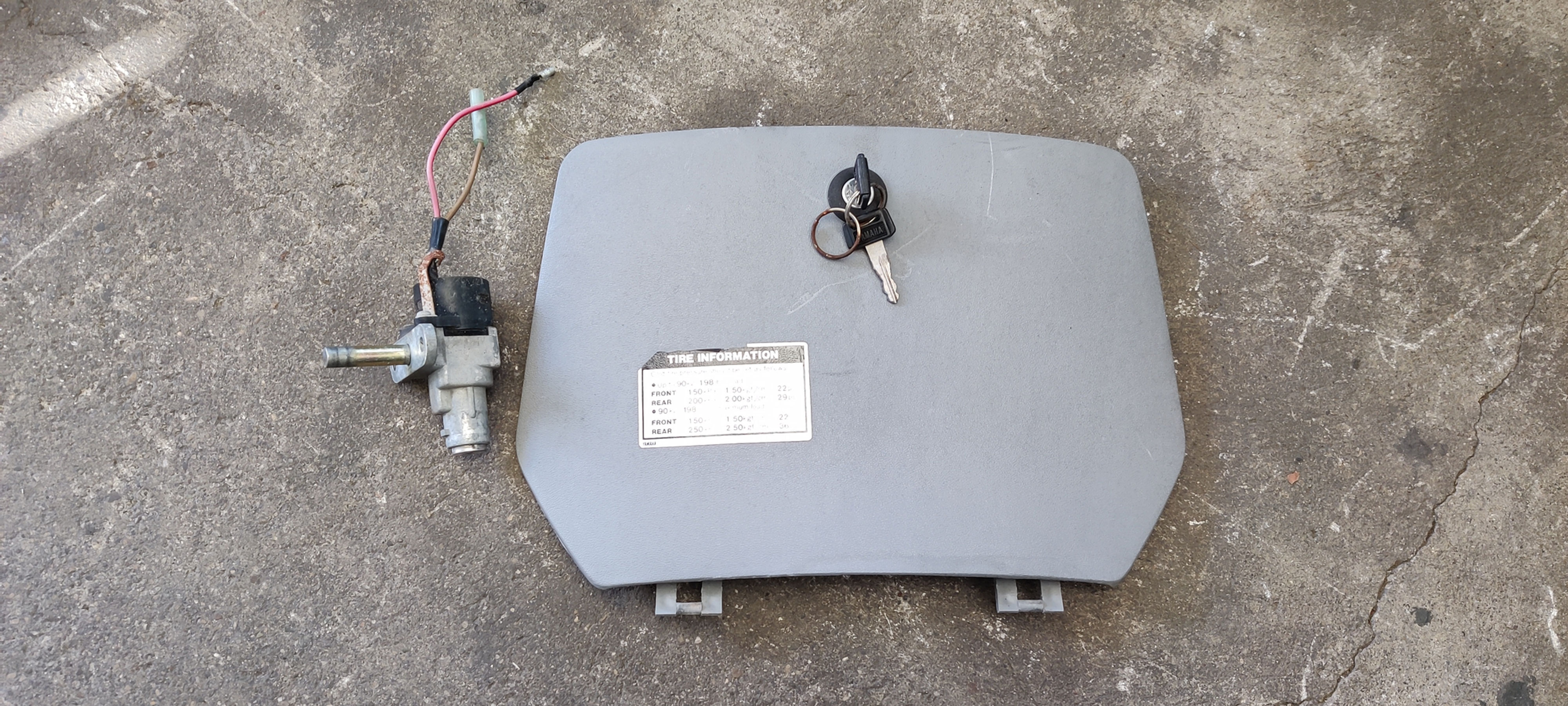 Schlosssatz Yamaha XC 125 Beluga