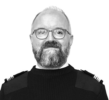 lahutte decoup_edited_edited_edited.jpg