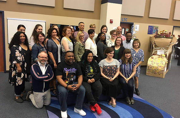 TeenBookCon Alumn 2019 Group Photo