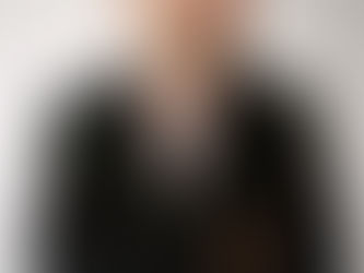 תמונת פרופיל בלינקדאין – למה צילום תדמית מקצועי משנה הכל