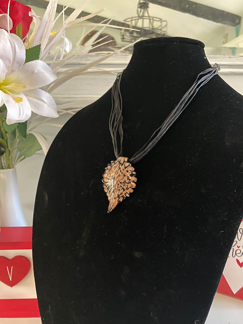 Gold Glass Resign Flower Petal Necklace