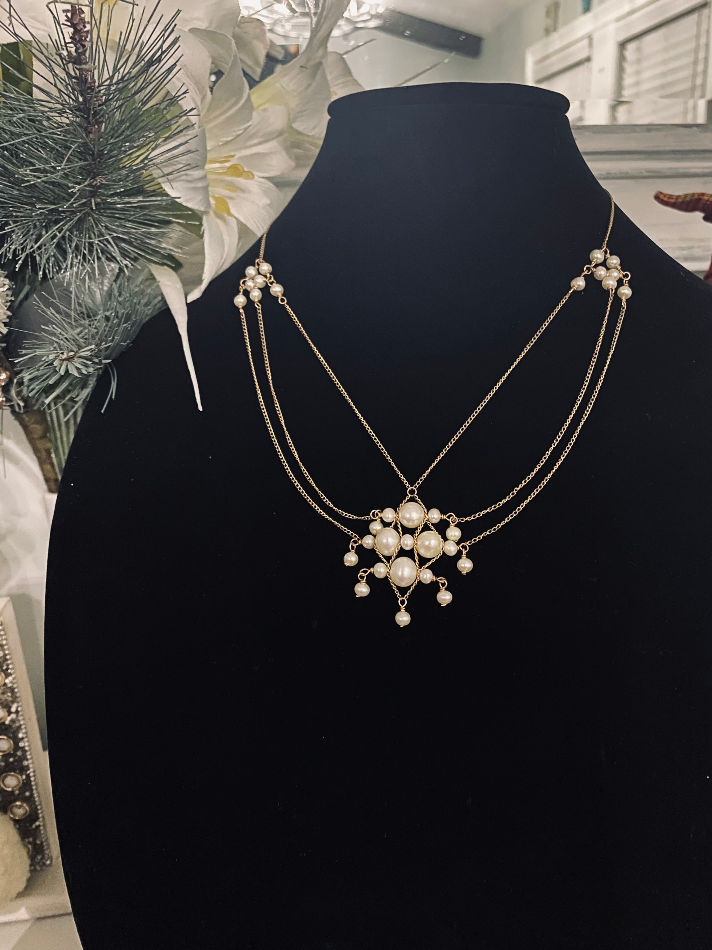 14kt yellow gold Freshwater Pearl Necklace