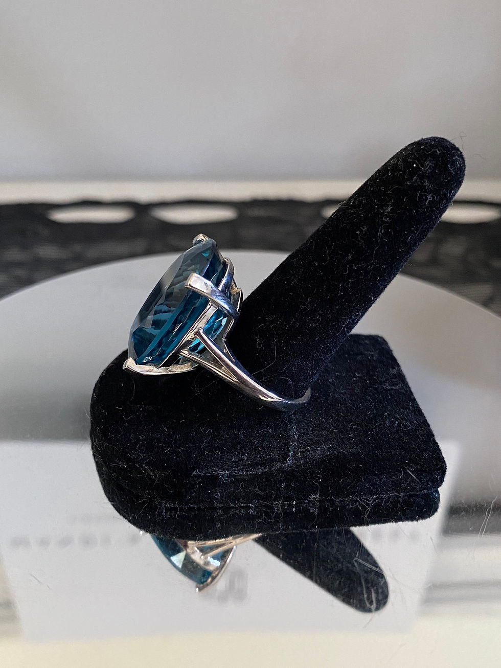 Thumbnail: 14k White Gold London Blue Topaz Ring