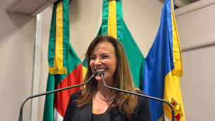 Presidente da Gramadotur apresenta números históricos dos 40 anos do Natal Luz na Tribuna do Povo