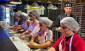 Entretenimento e aprendizado: Cara de Mau realiza mais uma edição do Projeto Pizzaiolo Mirim