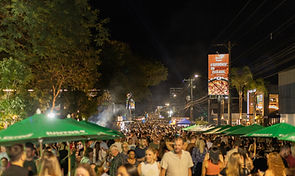 Jantar Sob as Estrelas com megafestival na Via Gastrô