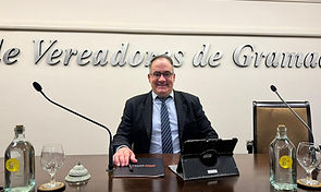 Neri da Farmácia eleito Presidente da Câmara de Gramado para 2026