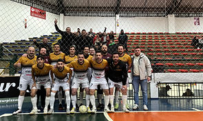 Futebol de Quinta comemora 20 anos com baile beneficente em Gramado