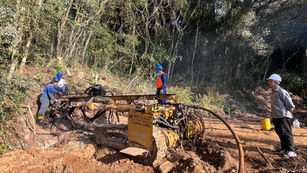 Obras de contenção de encostas, em áreas afetadas pelas chuvas de 2024, iniciam em mais uma frente