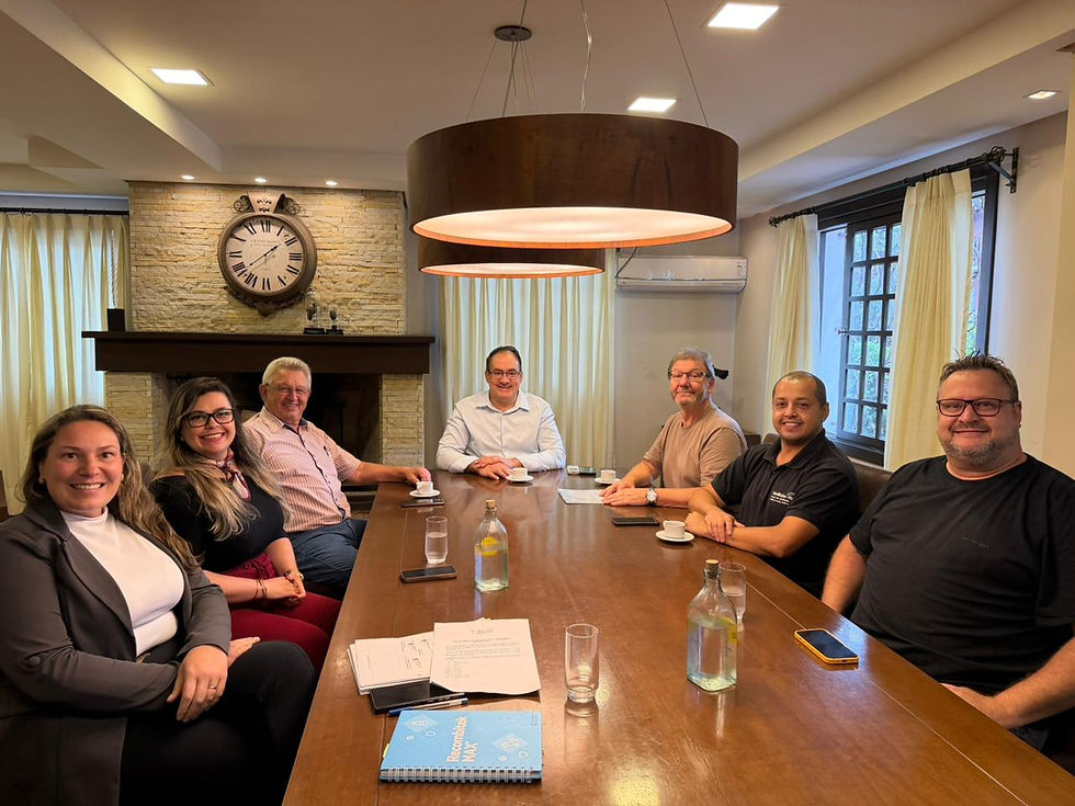 Fernanda Pereira Dias, Daniela Barbosa, Neri Nascimento, Sandro Schmidt, , Nilvio Castanheira, Gabriel Schuler. Foto: Divulgação