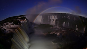 Passeio noturno nas Cataratas do Iguaçu será sob lua cheia neste sábado, 19 de outubro