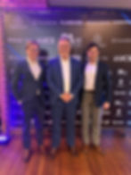 Stéfano Leifheit, o prefeito em exercício de Caxias do Sul, Edson Néspolo, e David Reichert na reunião-almoço da CIC – Arquivo Pessoal