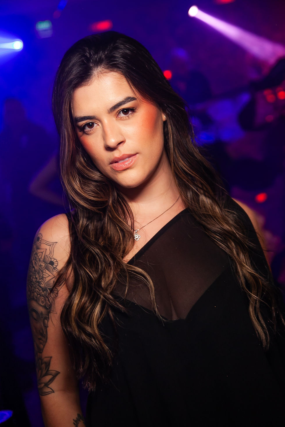 O estilo de Gabriela Cantareli Alves para dançar a balada jovem do Café De La Musique. Foto: Cristiano de Oliveira